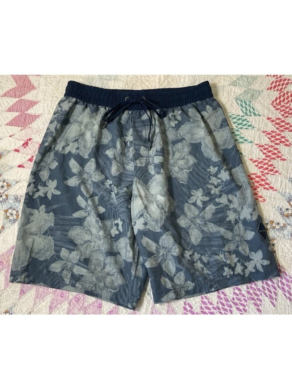 Prana mens Shorts Floral Small To Medium See Measurement Trail Hike Gorpcore
